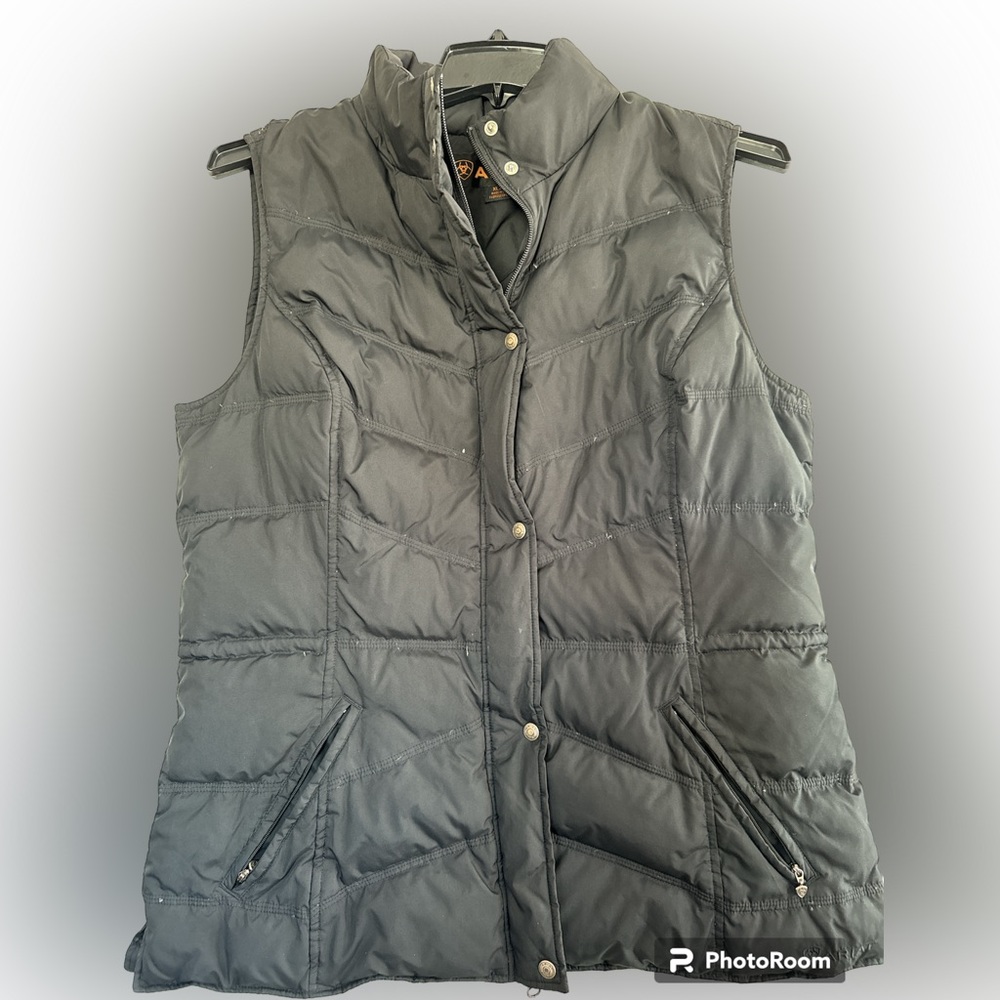 Ariat black down vest size XL